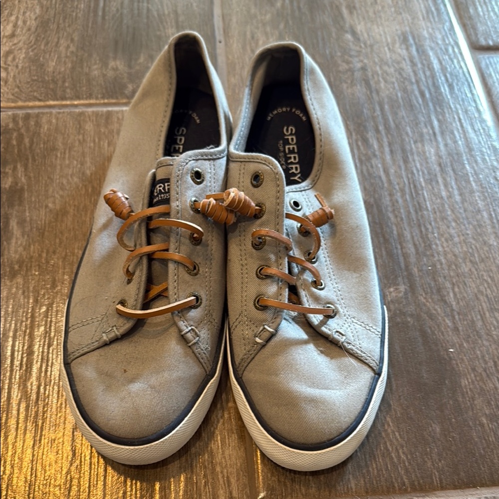 Sperry Gray and Brown Sneakers with Classic Design